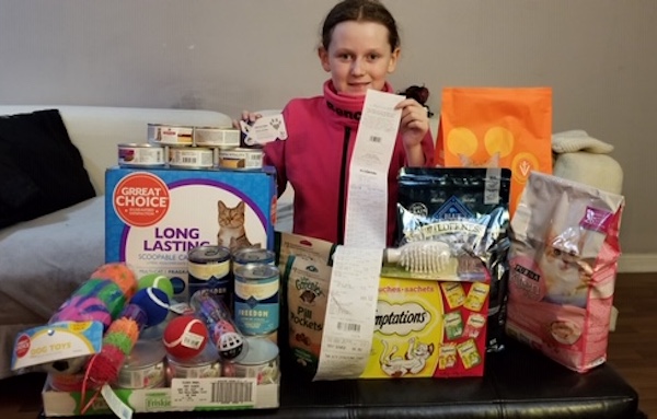 Audrey Larocque, a ten year old student Oshawa, loves animals. So much so that her quest to help animals in need has resulted in a whopping donation of $160 worth of pet food to Oasis Animal Rescue's Pet Food Bank. "This is a pretty spectacular feat for one so young," says Janet Smith, Executive Director of Oasis Animal Rescue. "What an incredible achievement for her. We are more than appreciative for this donation". Audrey chose to become a vegetarian a few years ago and, staying true to her love for all animals, she created a school club called 'Care For Claws'. She spent time researching animal care organizations in the region and through various fund-raising events her club raised $160 for the benefit of Oasis Animal Rescue's Pet Food Bank. The Pet Food Bank was established to aid people in caring for and being able to keep their pets. "Many pet owners are forced to make the sad choice to abandon their pets when they can no longer afford to feed them," says Janet Smith. "The Pet Food Bank assists pet owners in need in keeping their beloved pets - often their only support in times of crisis. I'm sure Audrey's family are very proud of her. We certainly are." Audrey's donation was used to purchase a supply of pet foods that will go a very long way to helping pets in our community. oasisanimalrescue.ca 